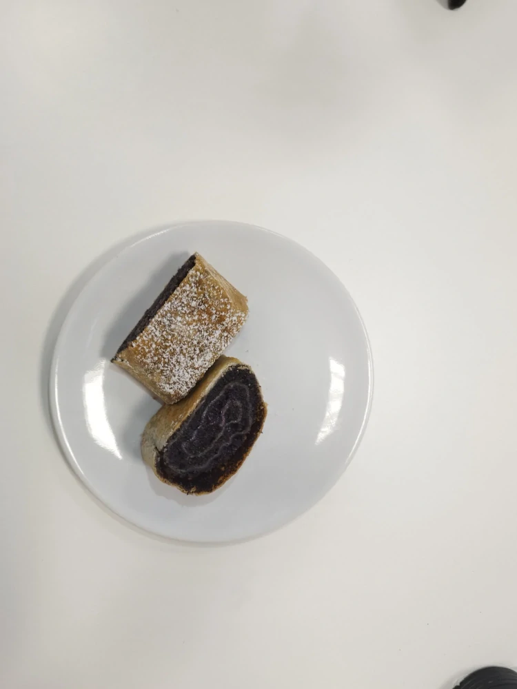 Makovo-čučoriedková 85g ( Štrúdla s ťahaneho cesta) – Obrázok 2