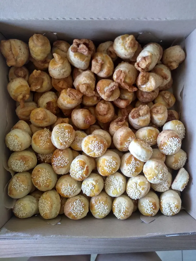 Mix mini pagáčiky 35 kusov syrových a 35 kusov oškvarkových – Obrázok 2